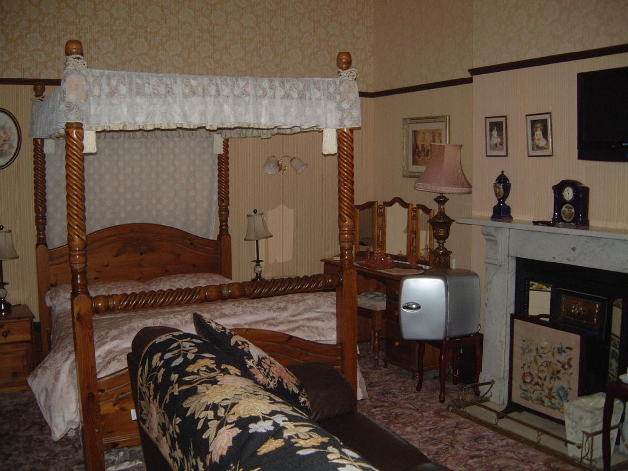Manor House B And B Larne Exterior foto